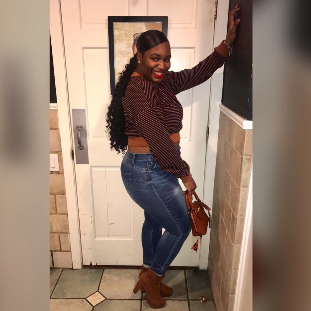 Meet your Posher, Danielle